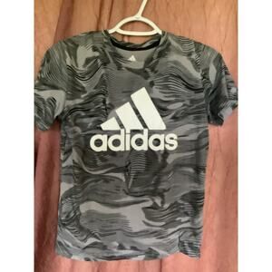 Adidas Grey Camo Logo Graphic Short Sleeve Tee T-Shirt Top Kids Boys M 10-12
